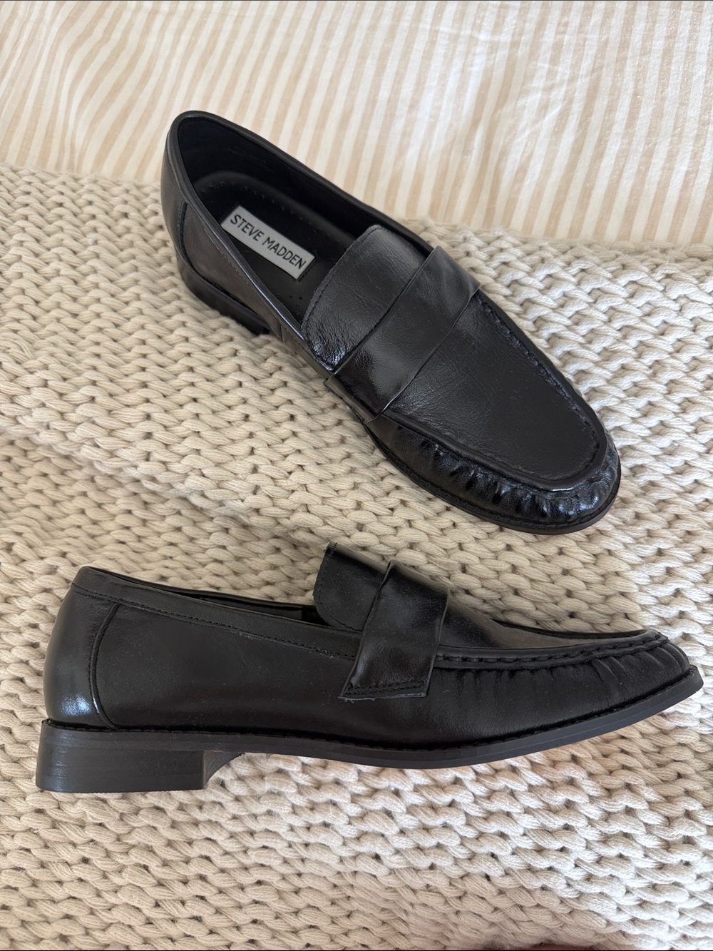 Steve Madden Ridley Black Loafers